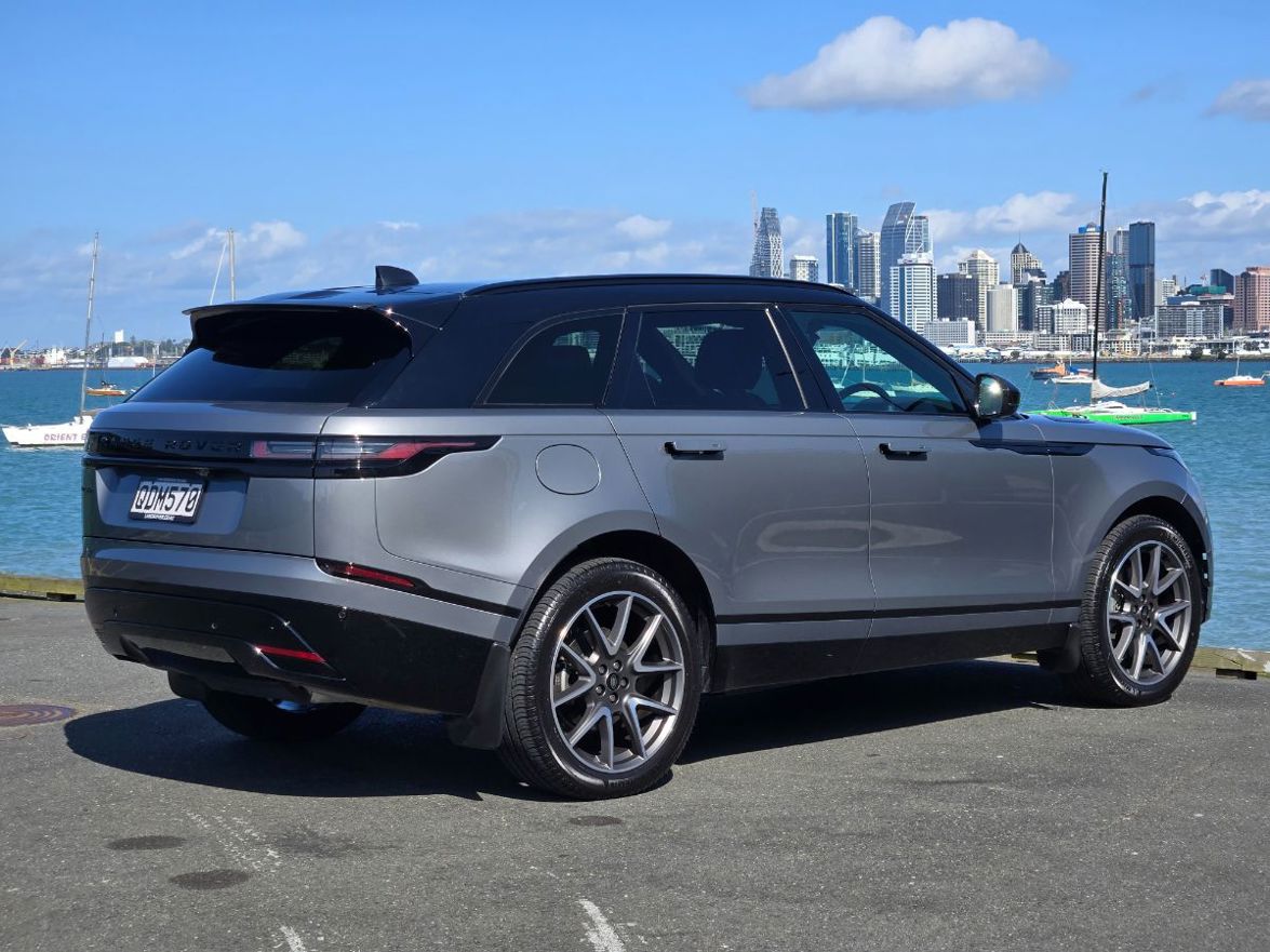 Range Rover Velar Dynamic SE PHEV.
