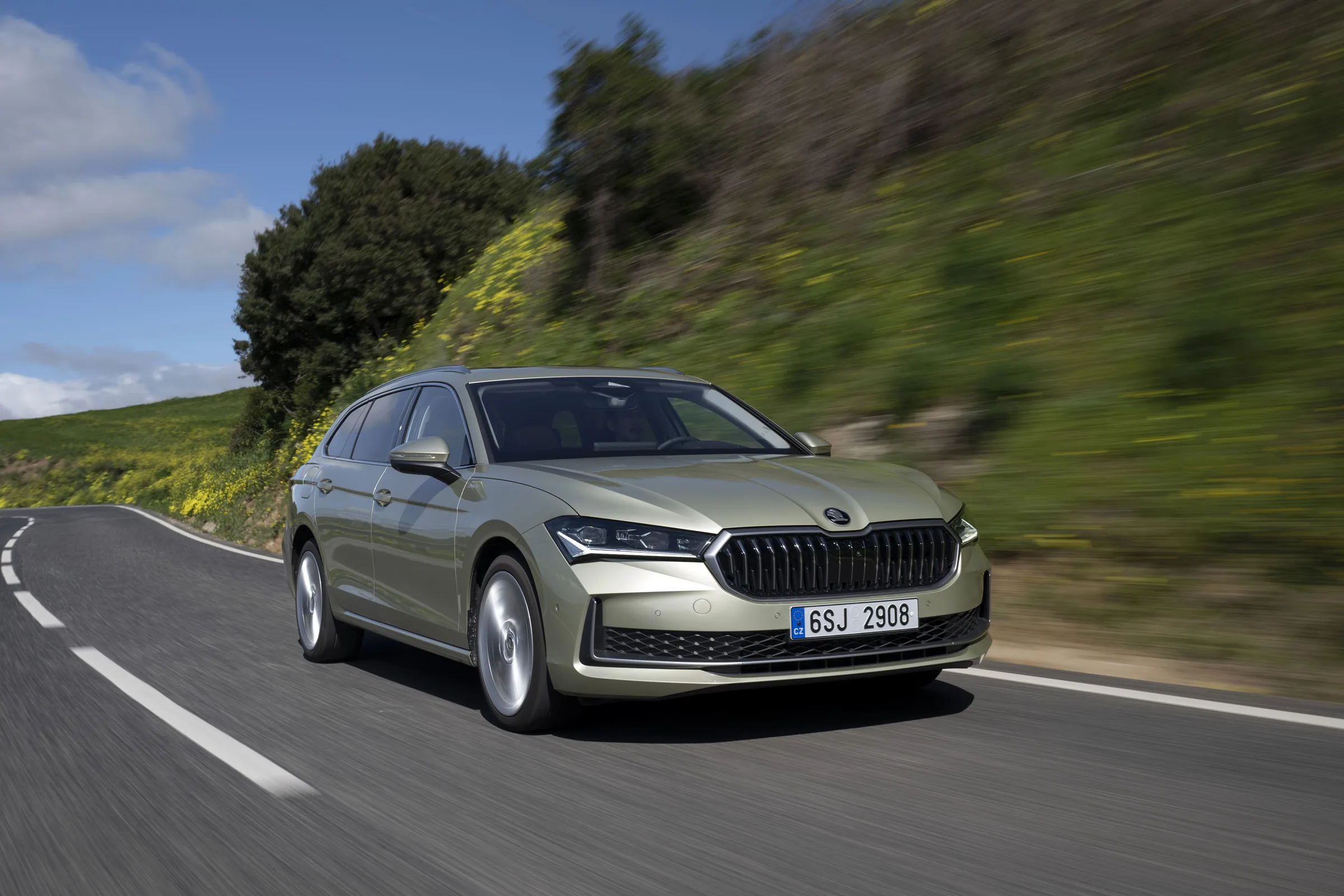 Škoda Superb 2023