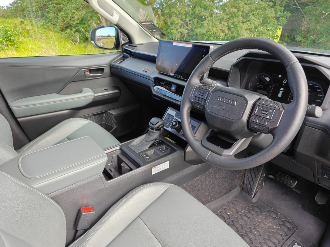 Toyota Hilux Adventure.