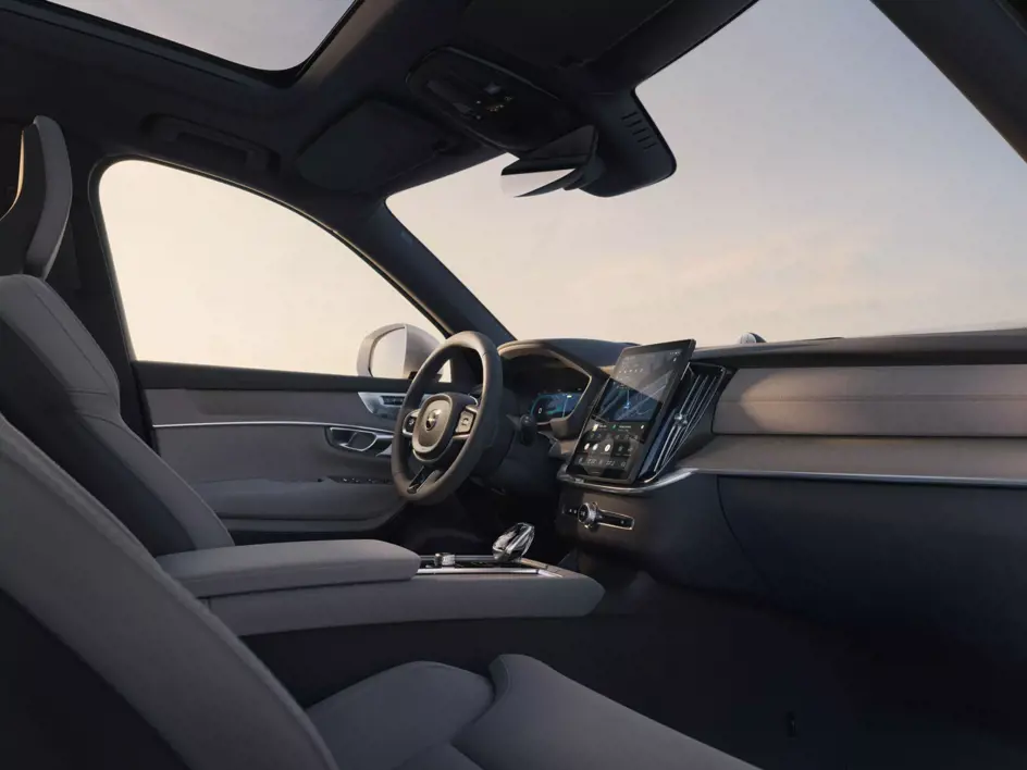 2025 Volvo XC90 New Zealand