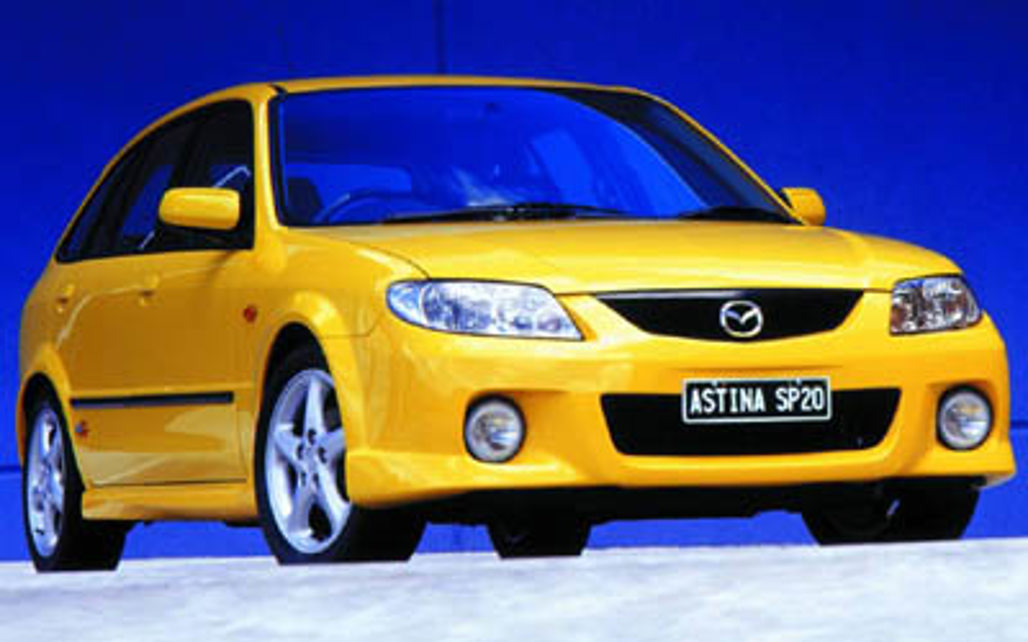 MAZDA 323 2001 5-Door Hatchback 5HA SP20.