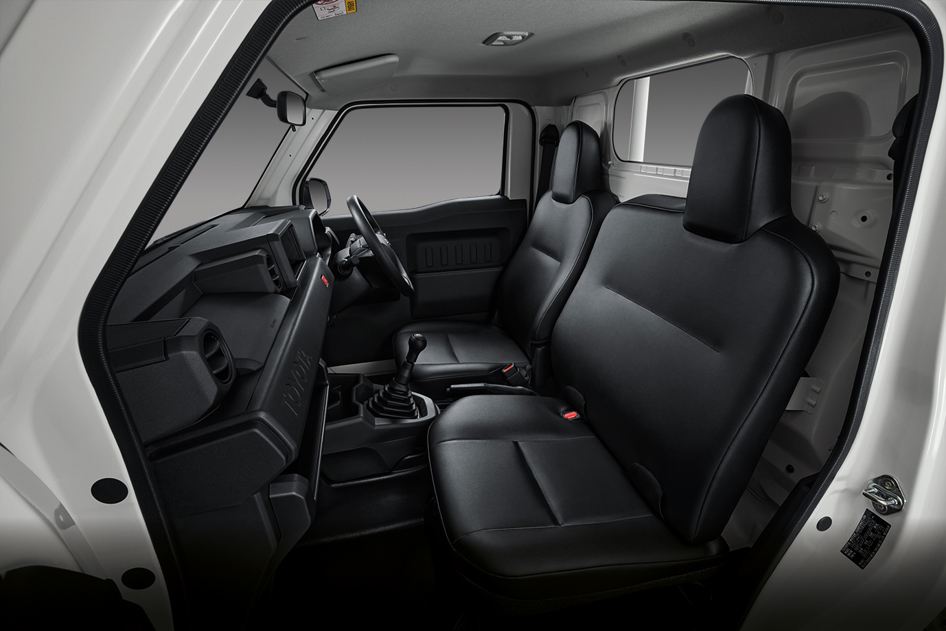 Toyota Hilux Champ interior New Zealand