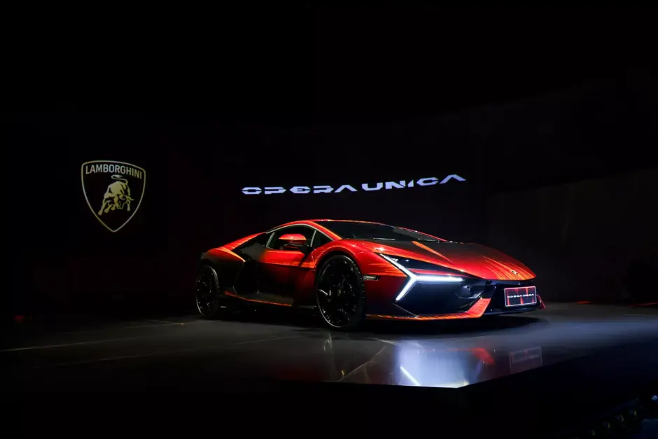 Lamborghini Revuelto Opera Unica