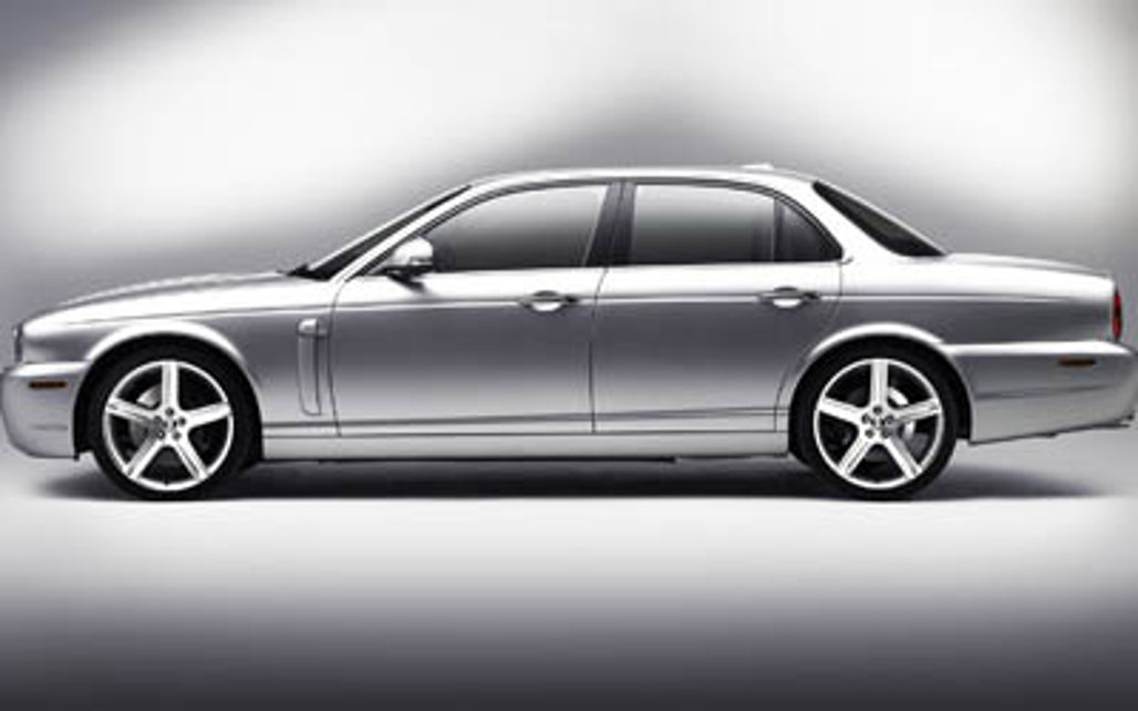 JAGUAR XJ SERIES 2009 4-Door Sedan