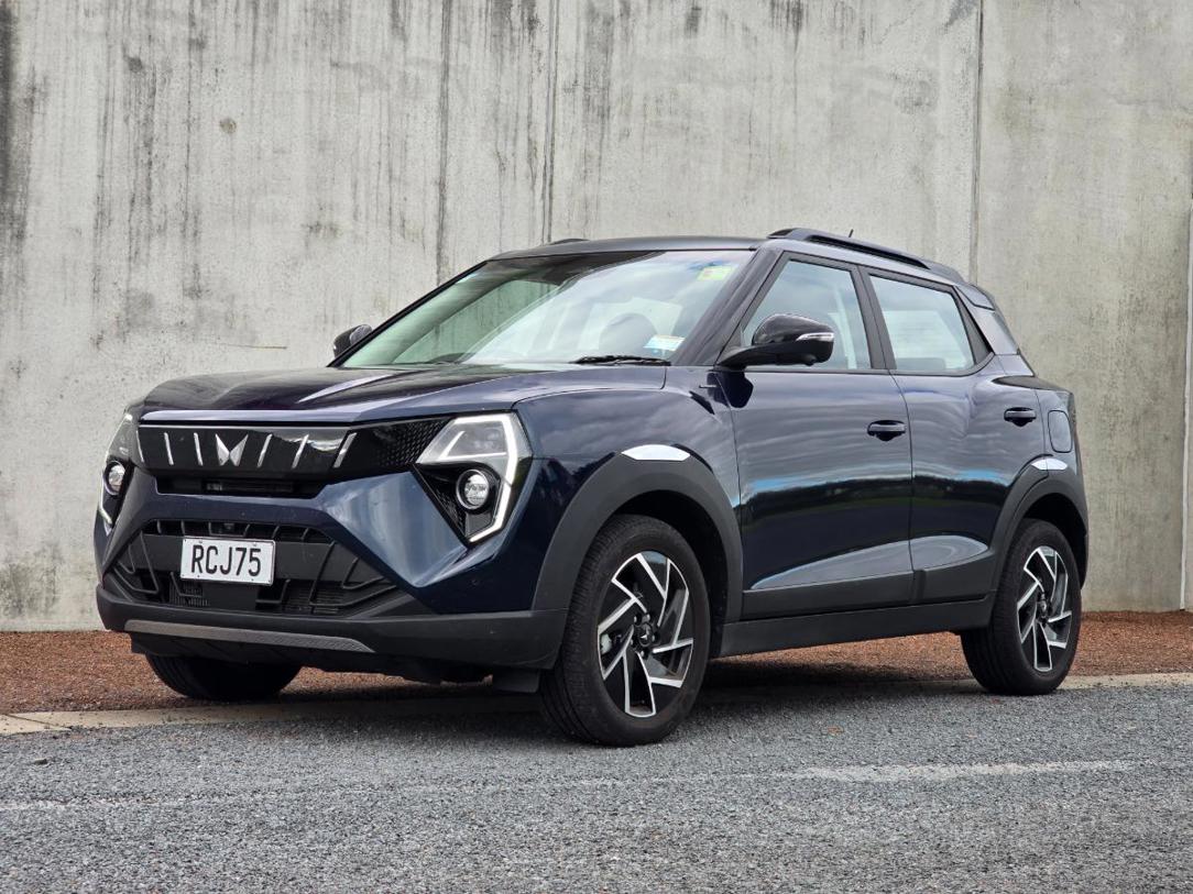 Mahindra XUV 3XO.