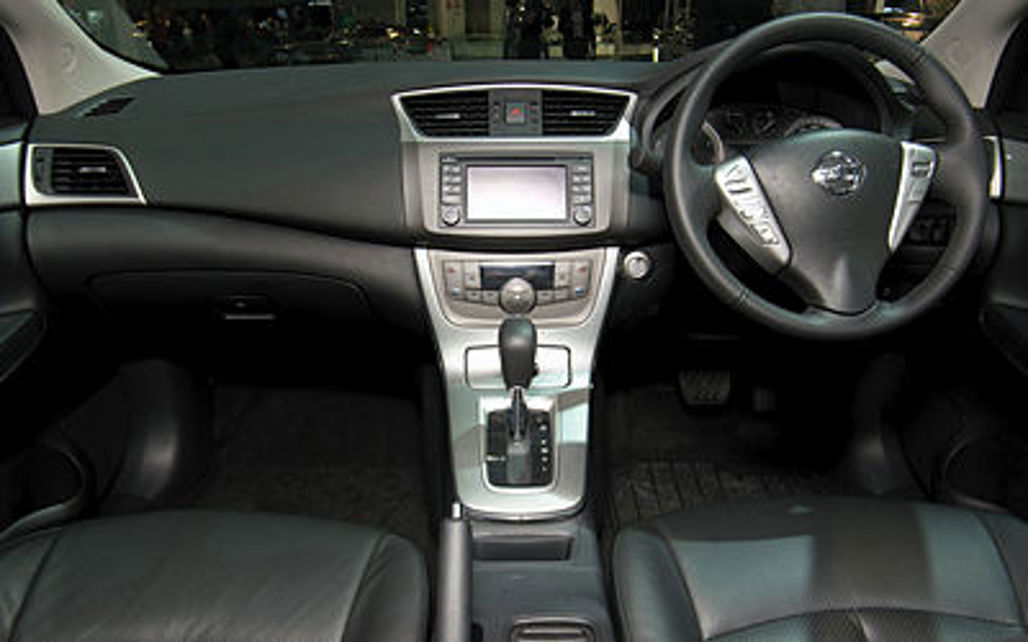 NISSAN PULSAR 2013 4-Door Sedan 4SA TI_