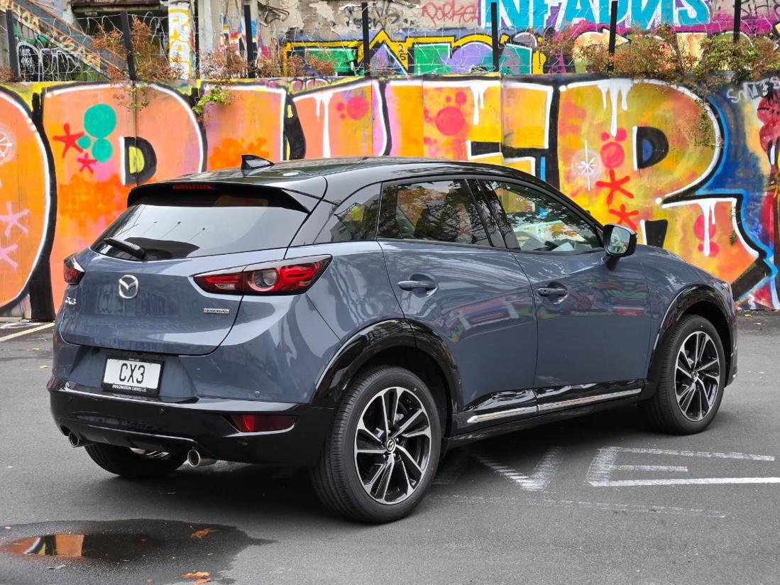 Mazda CX-3 SP20.