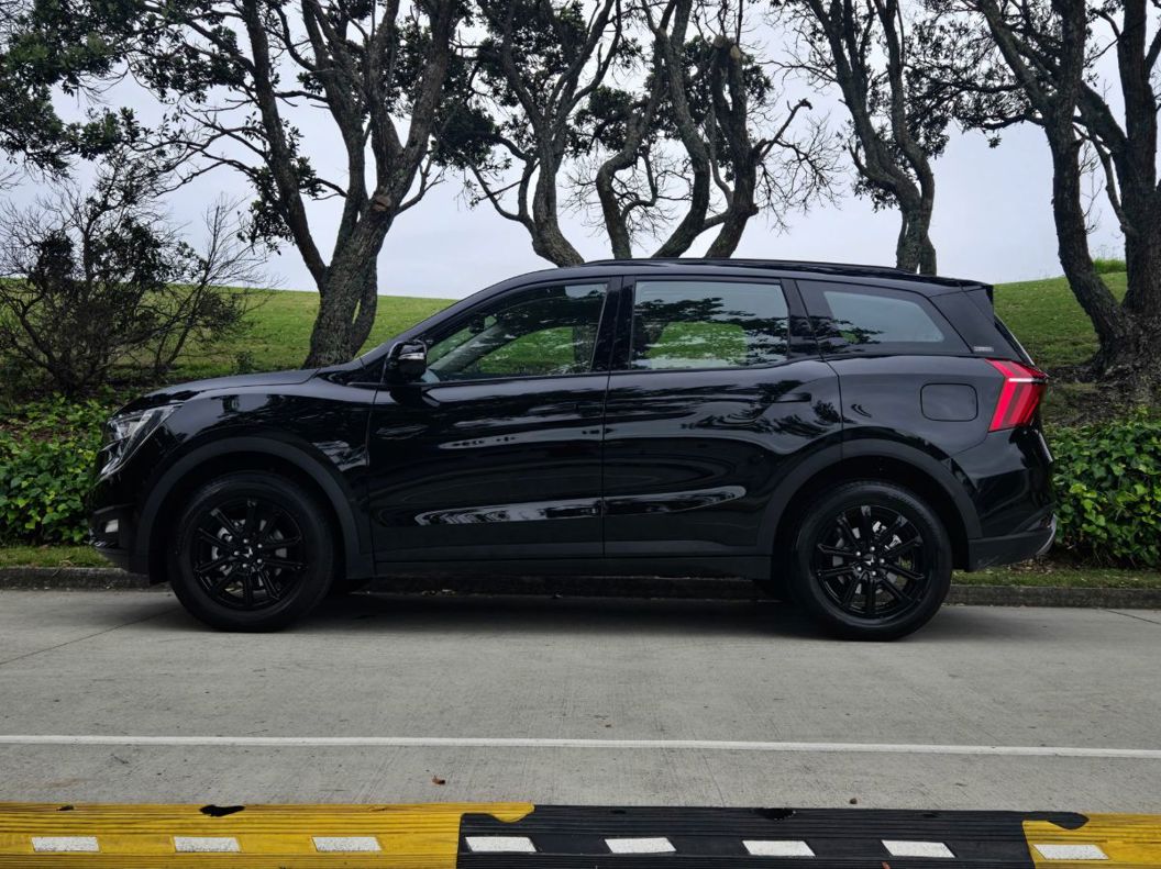 Mahindra XUV700 AX7L Black Edition.