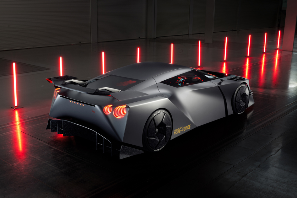 Nissan Hyper Force rear quarter