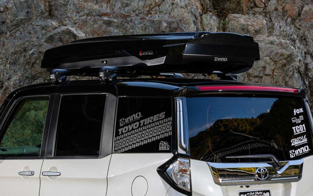 Toyota Landc Roomy.