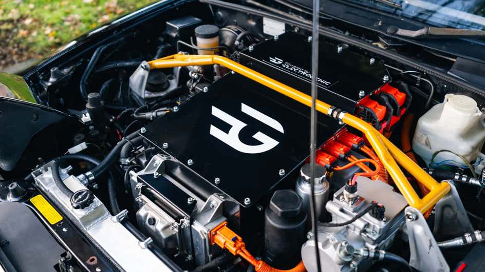 Mazda MX-5 NA electric conversion