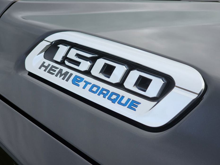 Ram 1500 Bighorn.