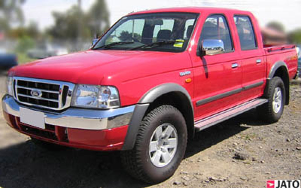FORD ECONOVAN 2004 4-Door Ute