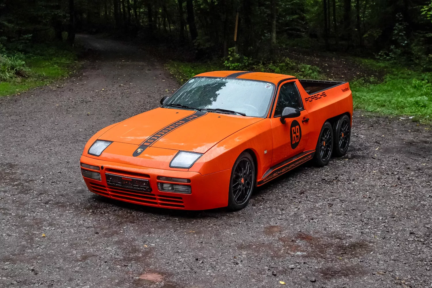 Funky six-wheeler Porsche 944 is up for auction - Driven Car Guide