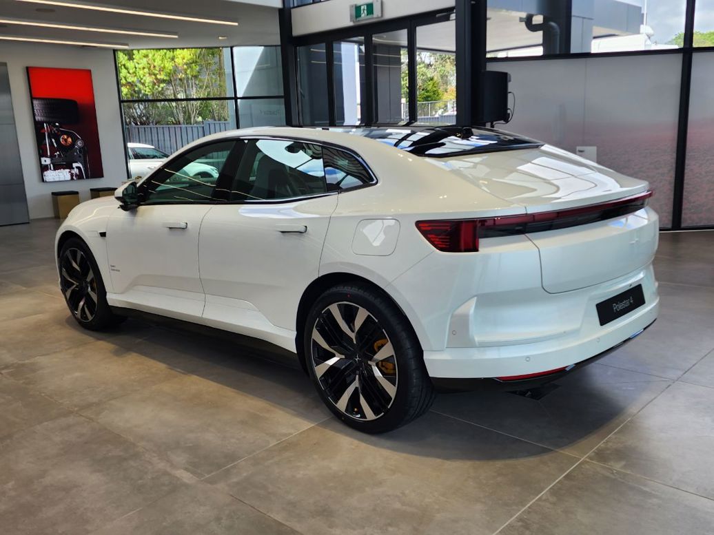 Polestar 4.