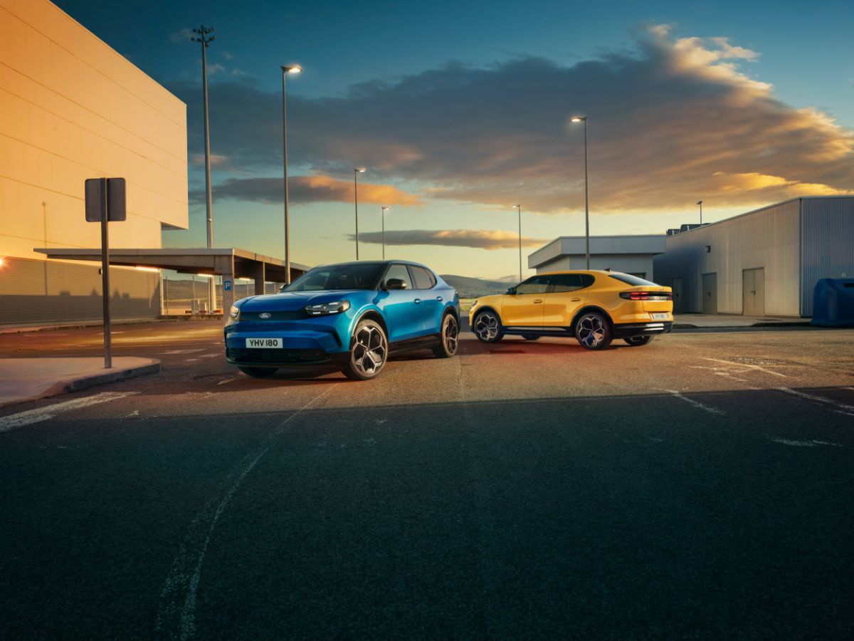 Zaprezentowanie nowego samochodu elektrycznego Ford Capri, który w rzeczywistości jest samochodem marki Volkswagen dedykowanym Europie