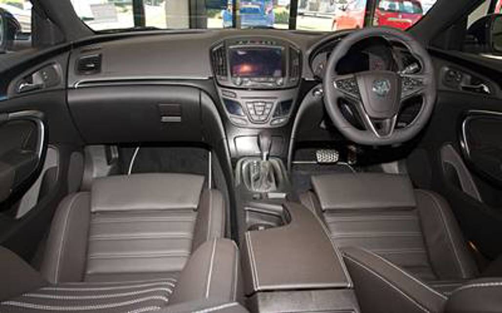 HOLDEN INSIGNIA 2015 4-Door Sedan 4SA-4 VRX_