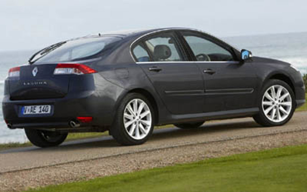 RENAULT LAGUNA 2010 5-Door Hatchback