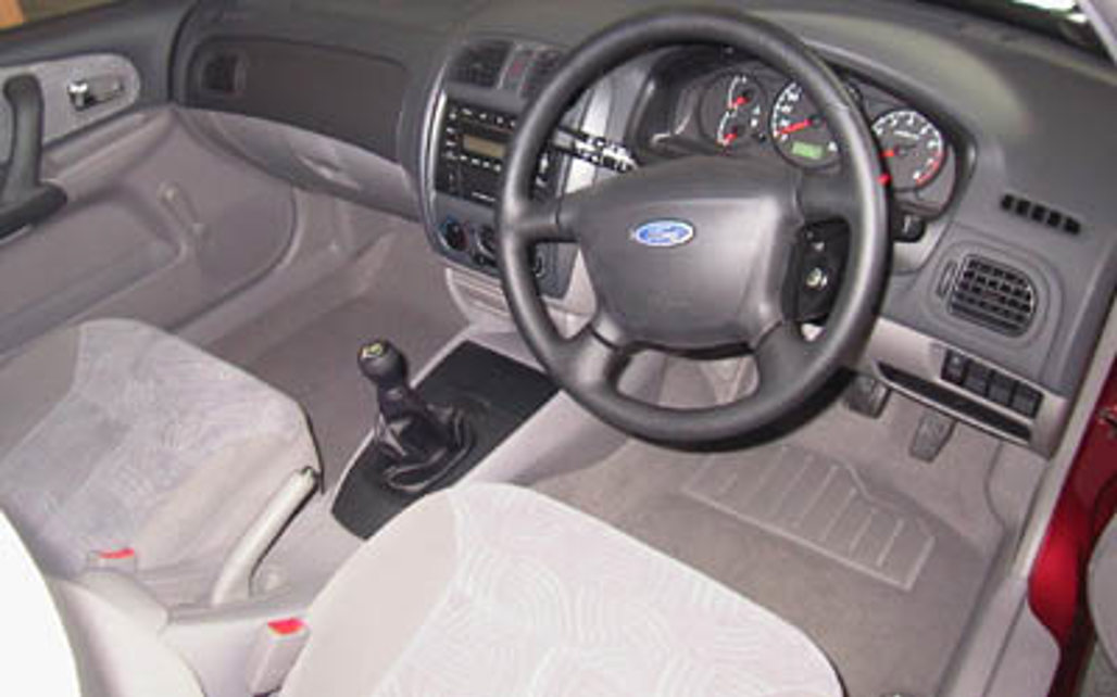 FORD LASER 2001 4-Door Sedan