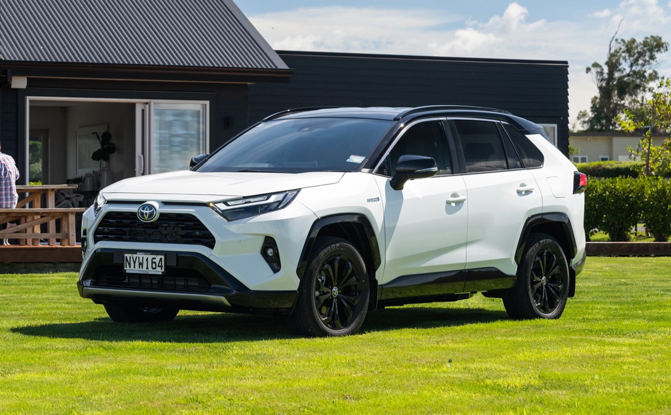 Toyota RAV4.