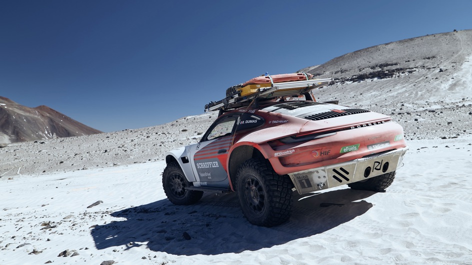 Porsche 911 world record Chile