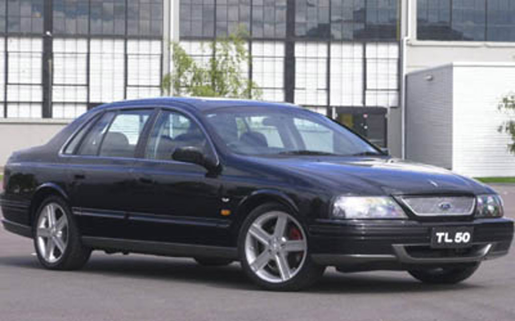 FORD T-SERIES 2001 4-Door Sedan 4SA 5.