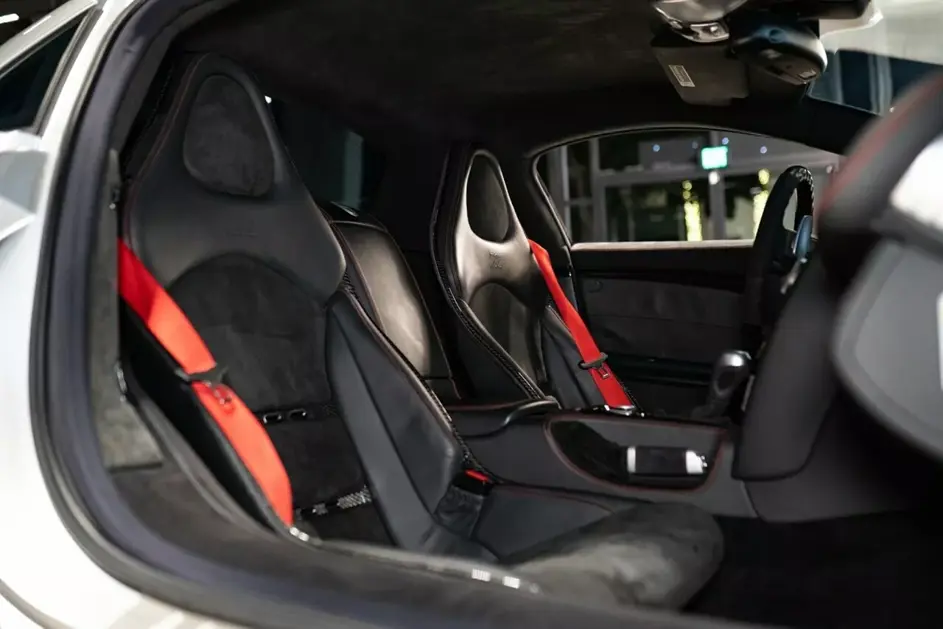 Michael Jordan Mercedes-Benz SLR 722