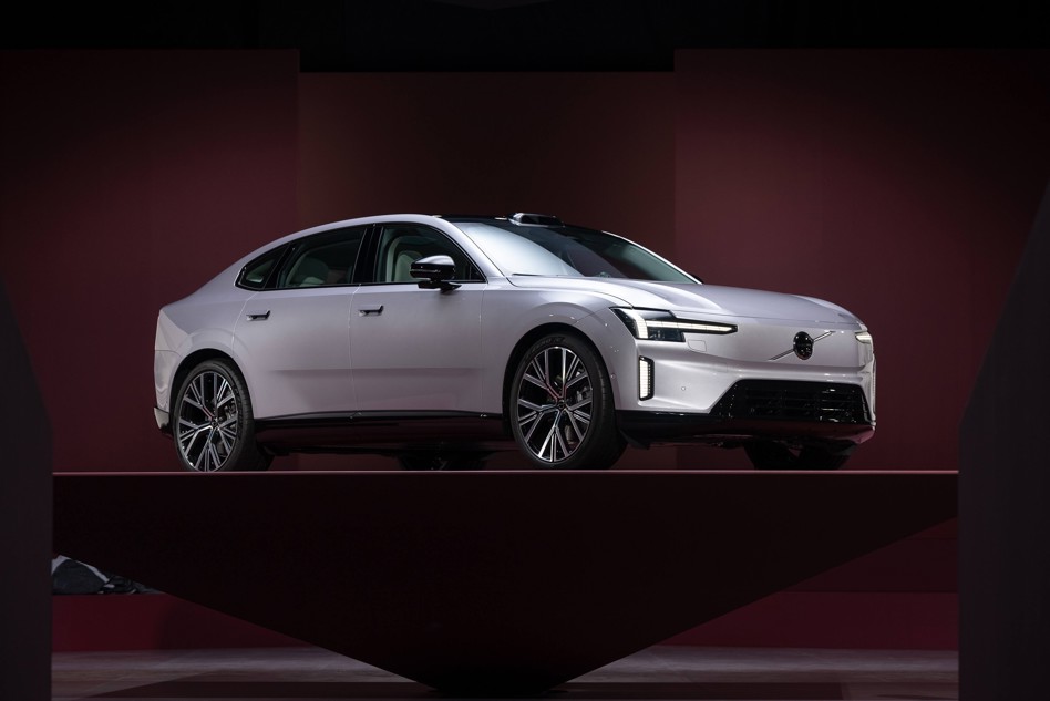 Volvo ES90 New Zealand