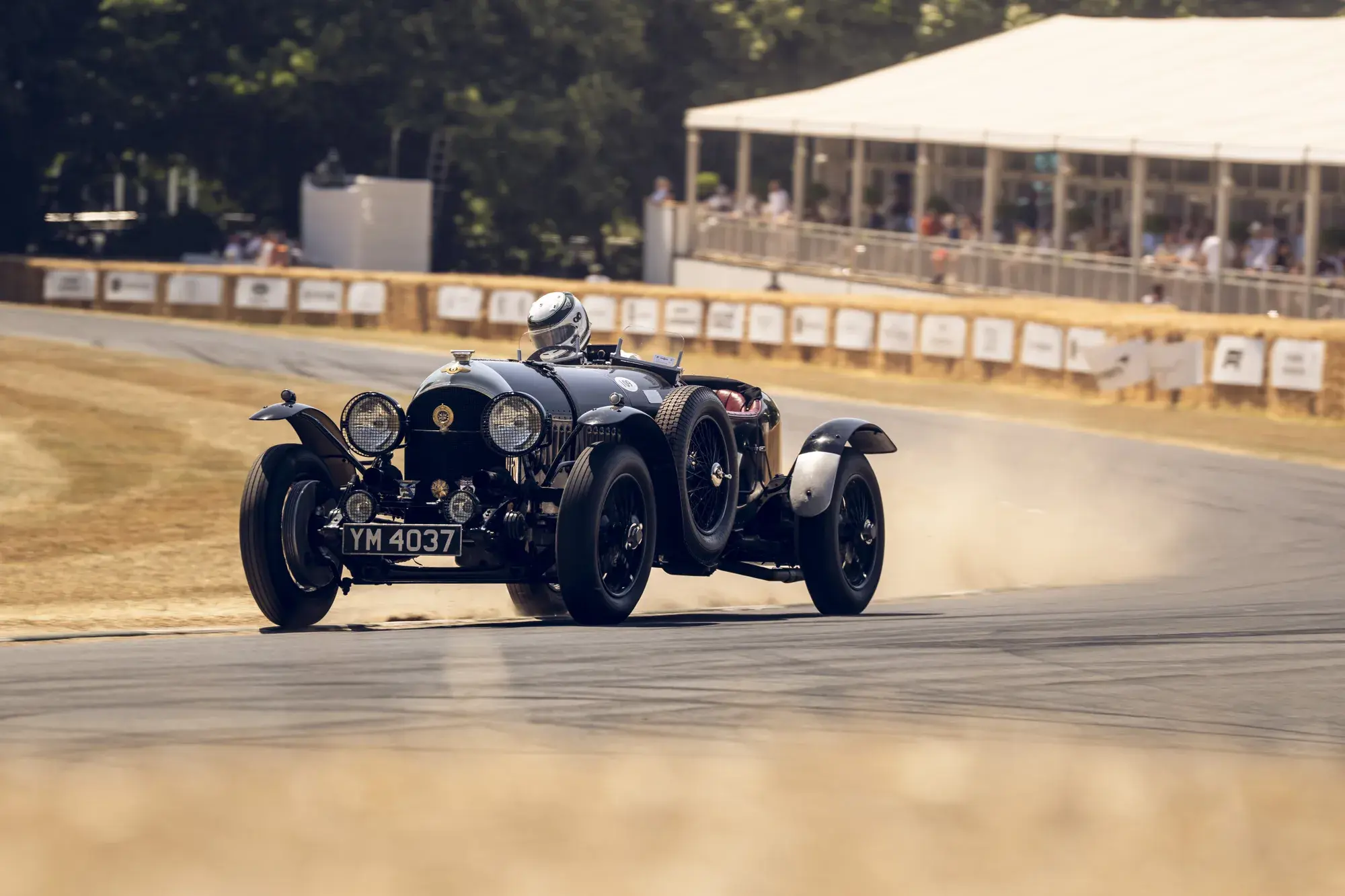 bentley tutto bene 06