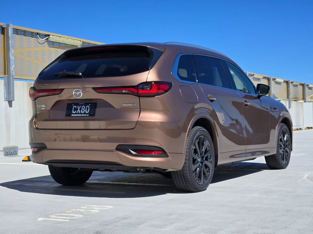 Mazda CX-80 Homura PHEV.
