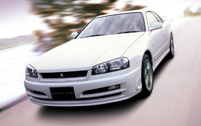 A NISSAN SKYLINE vehicle