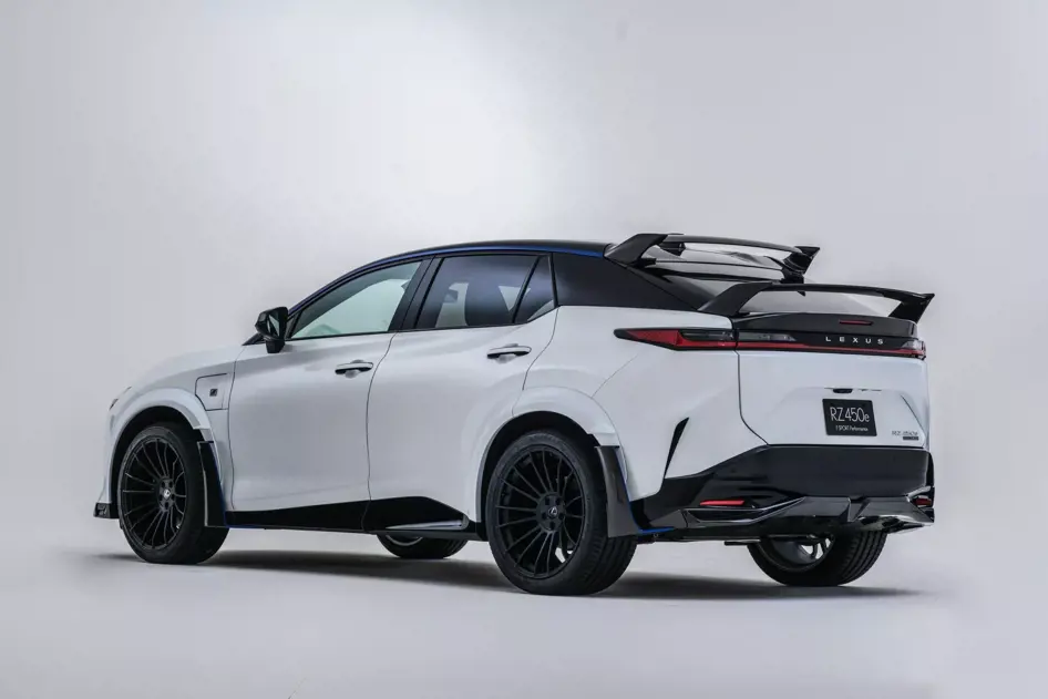Lexus RZ450e F Sport Performance