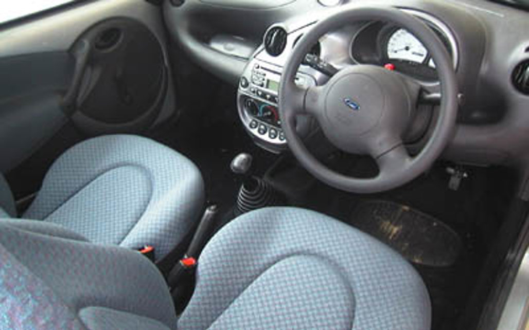 FORD KA 2001 3-Door Micro Car