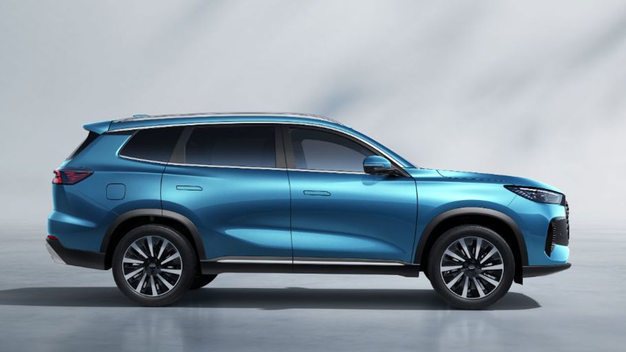 Chery Tiggo 8.