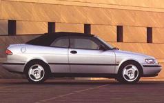 Saab 900