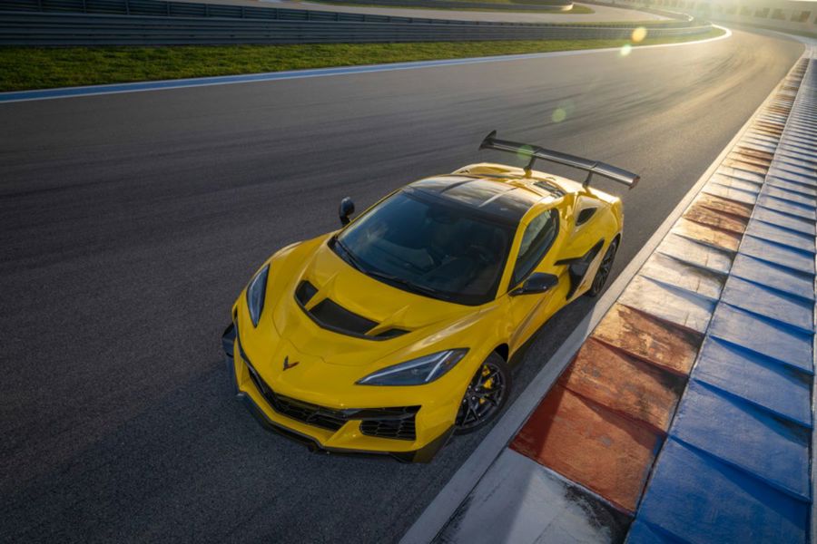 Chevrolet Corvette Stingray C8 MY2024.