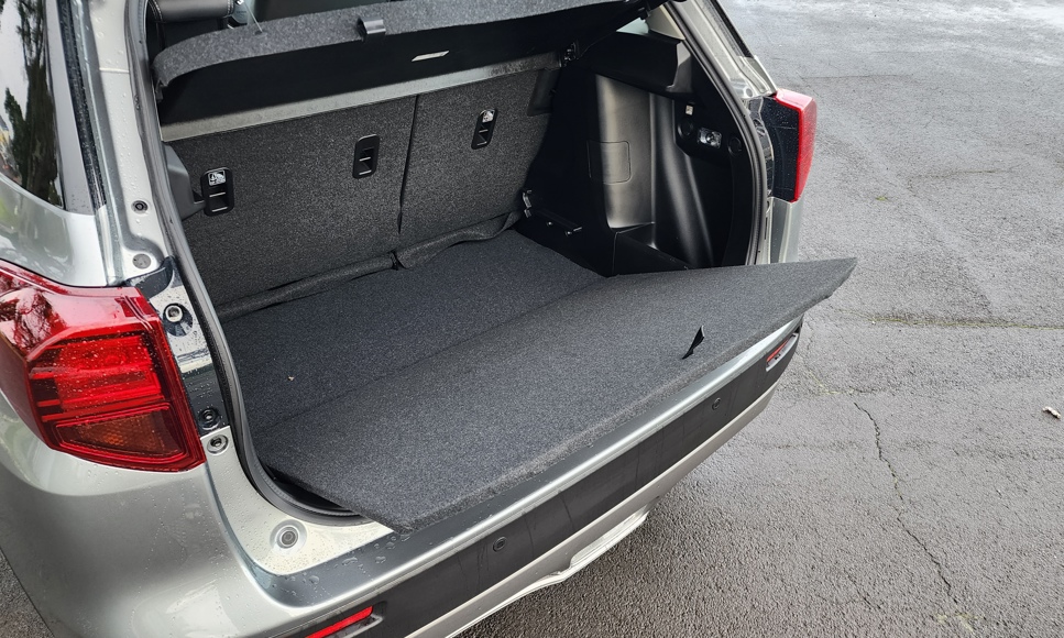 Suzuki Vitara dimensions, boot space and electrification