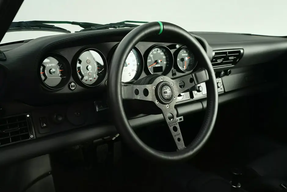 Everatti Porsche 911 The Viper Commission