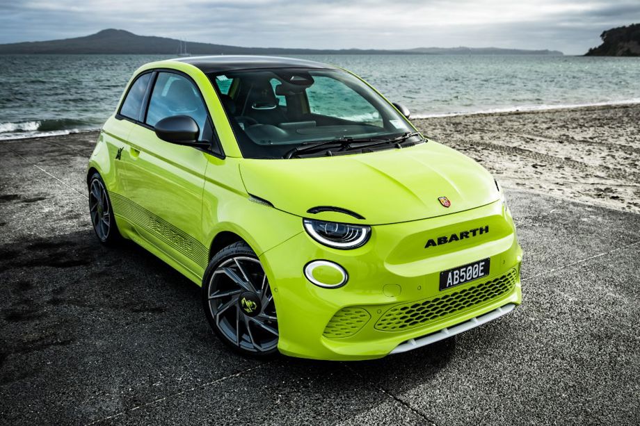 Abarth 500e.