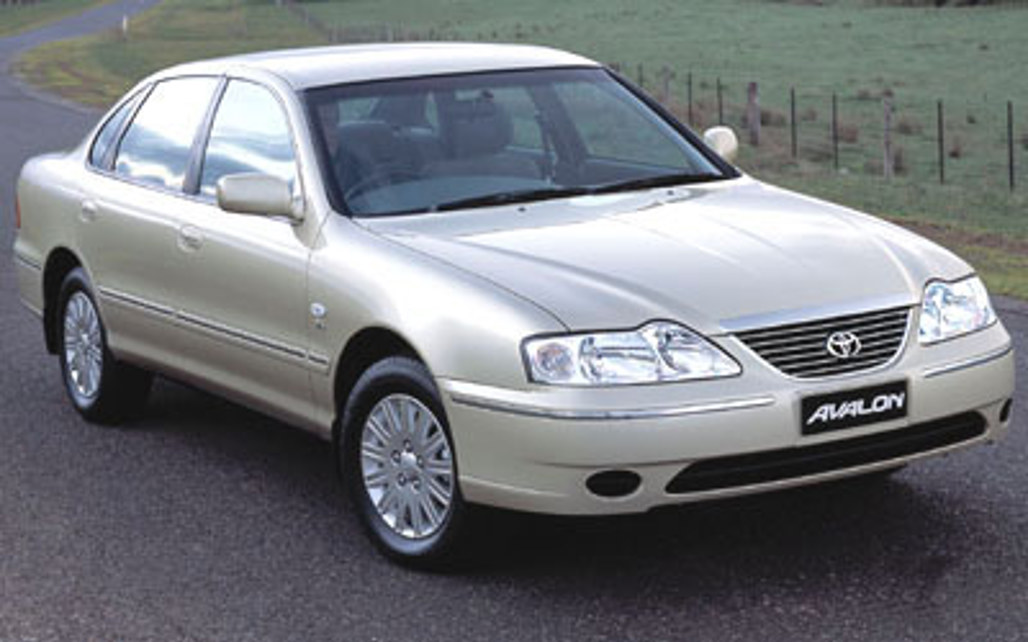 TOYOTA AVALON 2003 4-Door Sedan