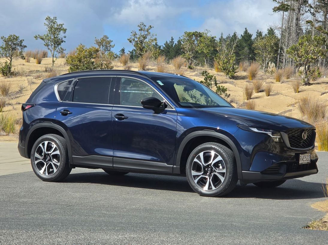 Mazda CX-5.
