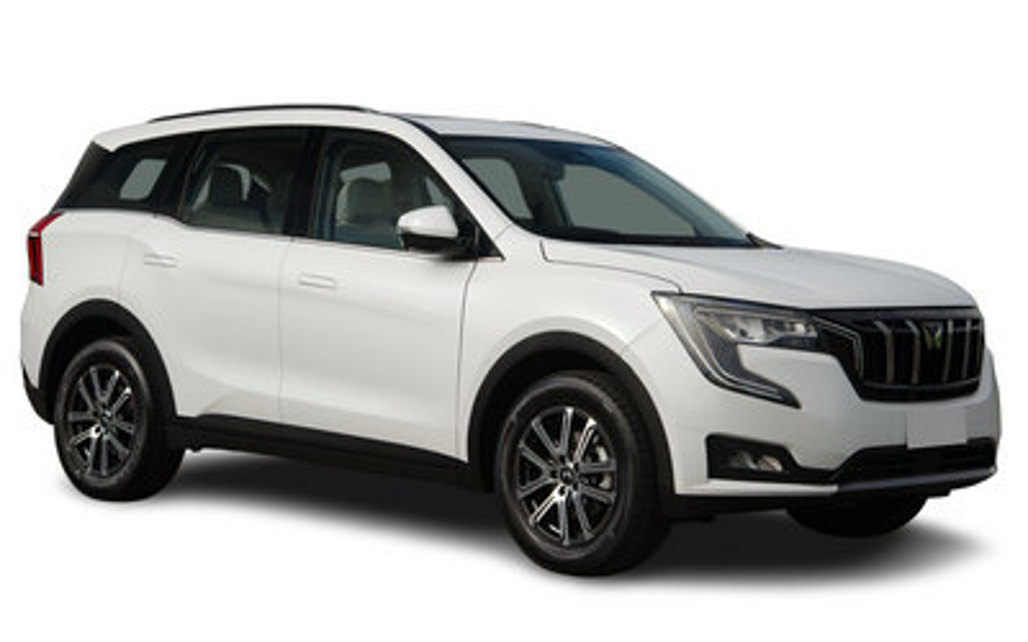 MAHINDRA XUV700 2023 5-Door SUV