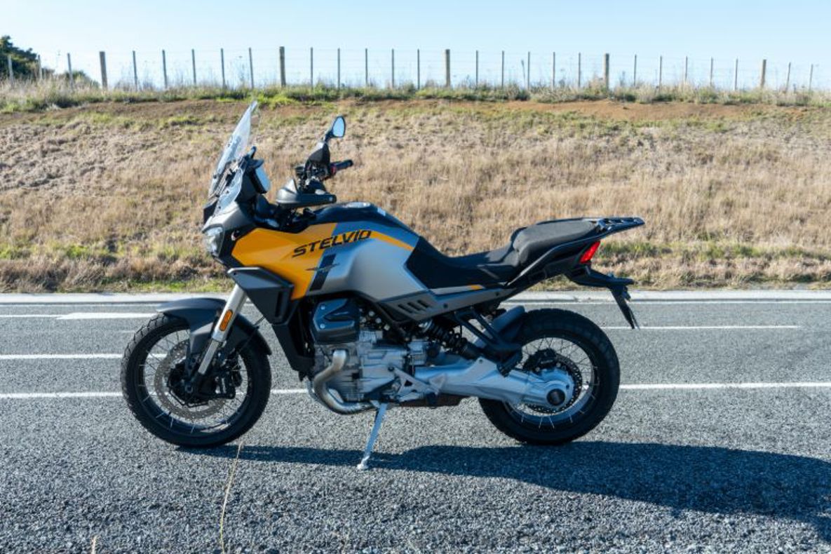 Moto Guzzi Stelvio.