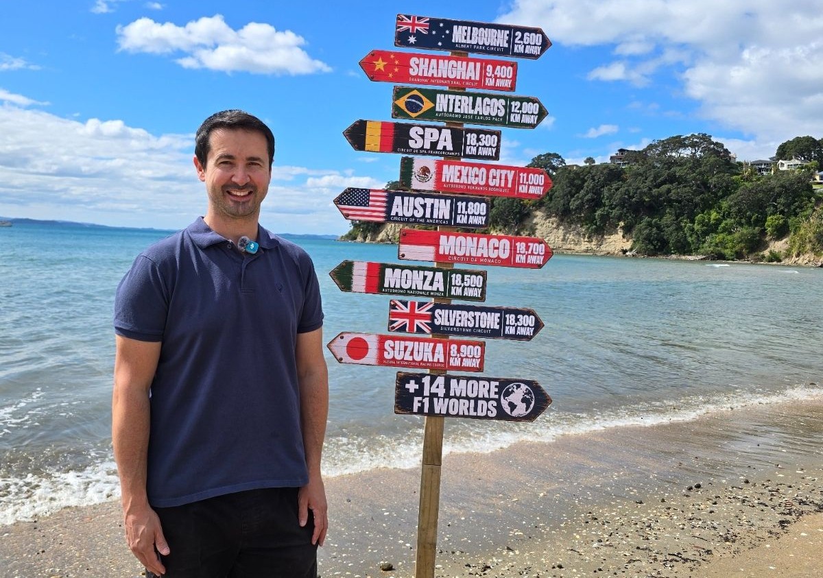 Kiwi F1 fan in top 6 of global competition to see the racing world: public vote decides the winner