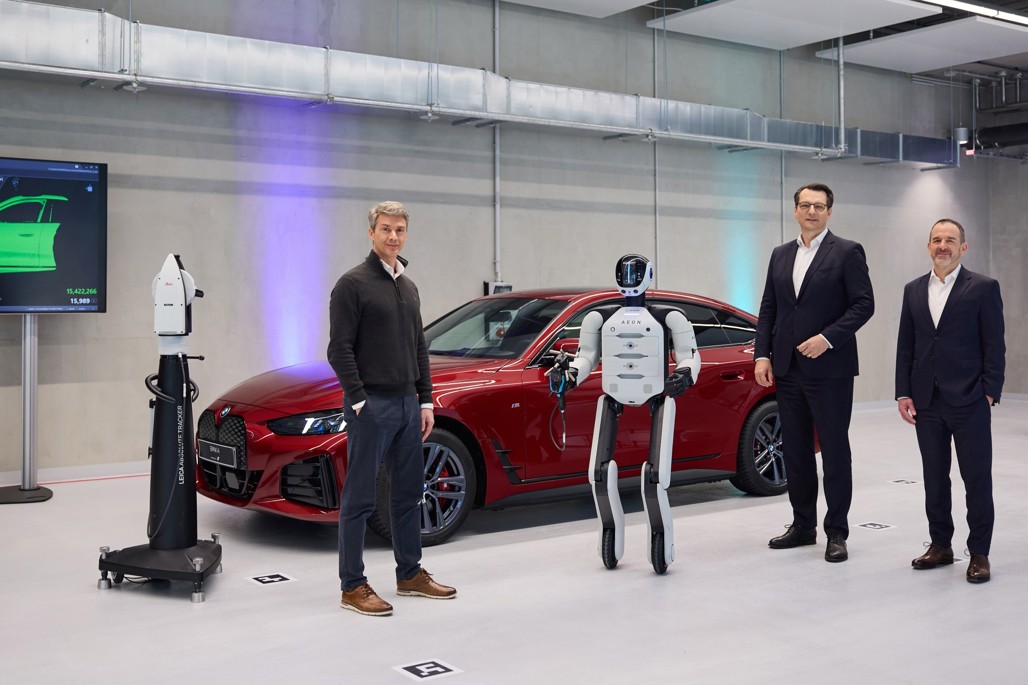 German Auto Bot BMW brings humanoid robots to German production lines for the first ...