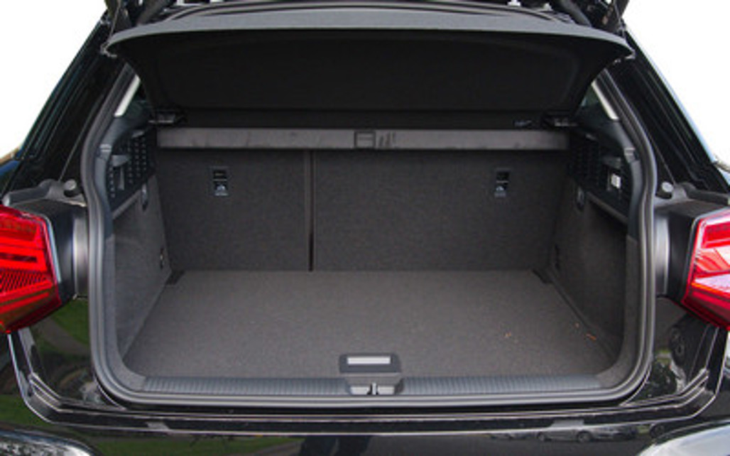 AUDI Q2 2025 5-Door SUV