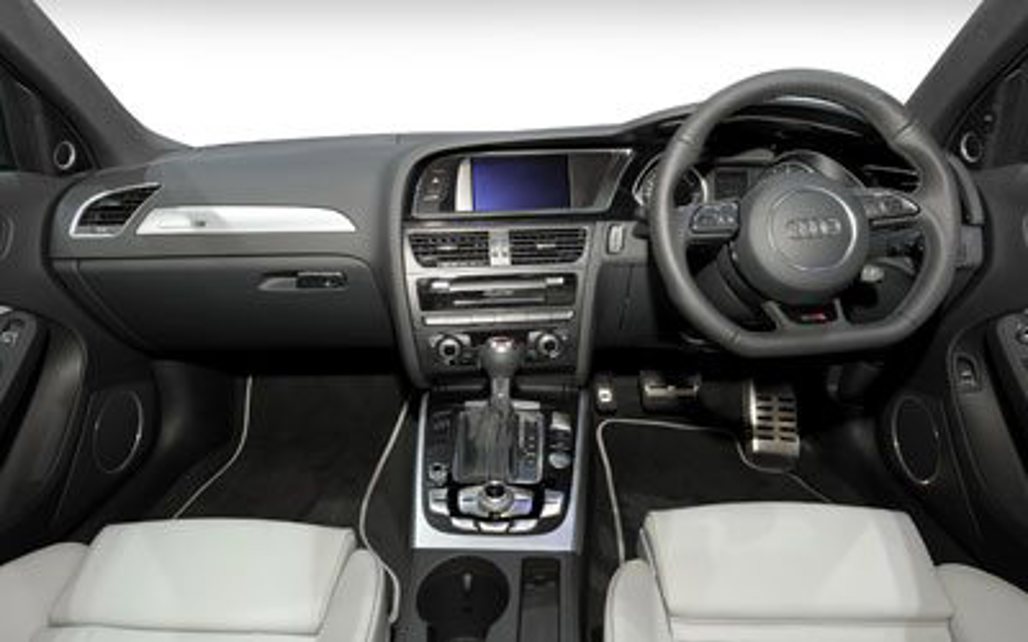 AUDI RS 4 2015 5-Door Wagon