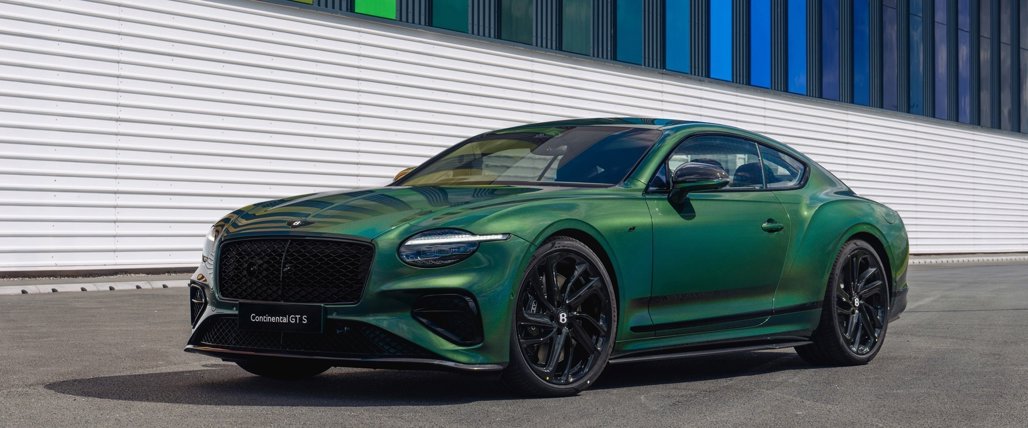 Bentley opens new Crewe paint shop with Spectraflair finish - Driven ...