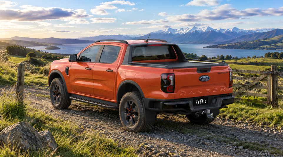 Ford Ranger Hybrid MY2026.5.