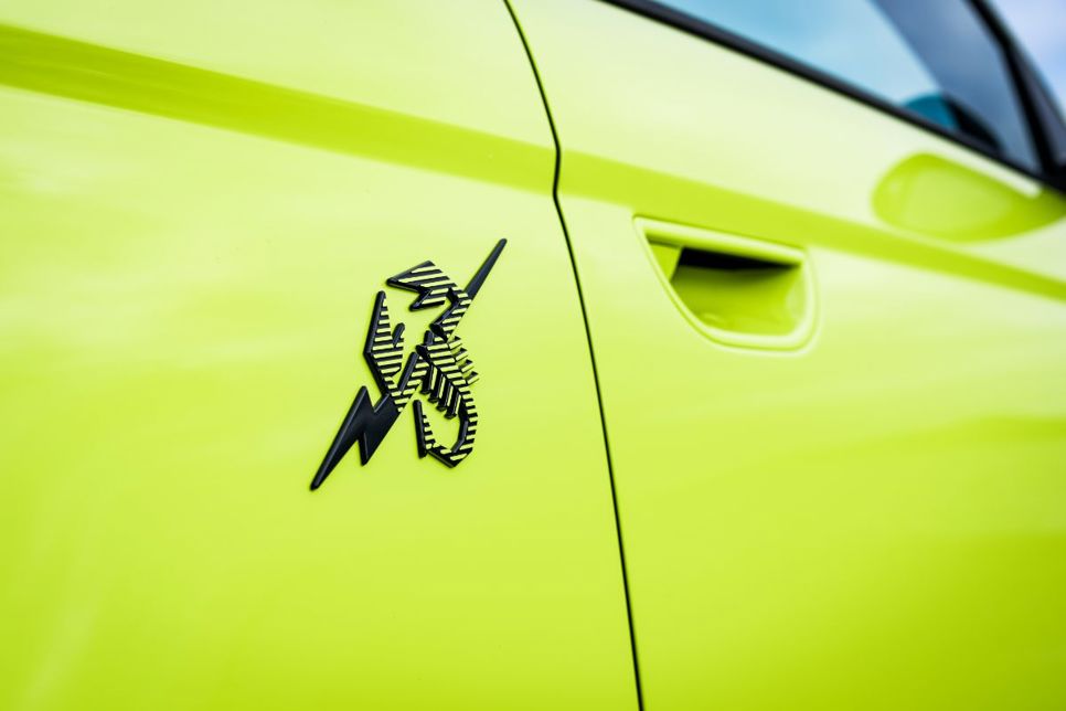 Abarth 500e.